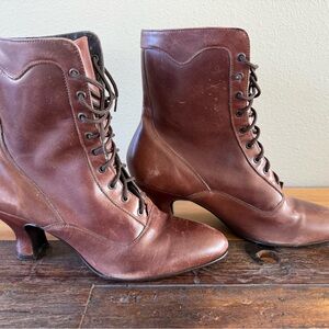 Vintage Oak Tree Farms, Brown Leather Victorian-Steampunk Lace-Up Boots